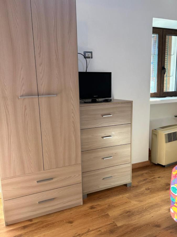 Cossogno Casa Malva Appartamento Marisa Ed Appartamento Bouganville מראה חיצוני תמונה