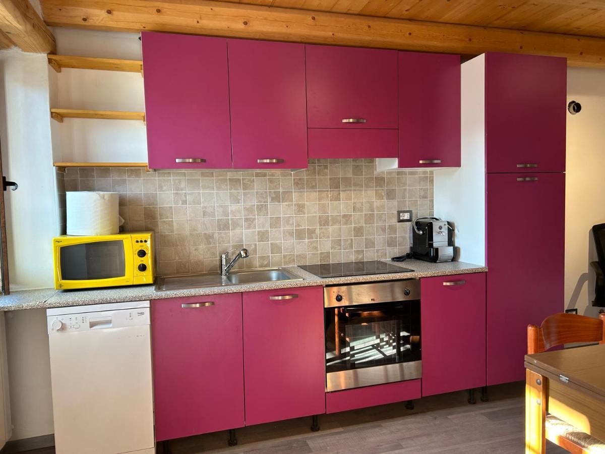 Cossogno Casa Malva Appartamento Marisa Ed Appartamento Bouganville מראה חיצוני תמונה